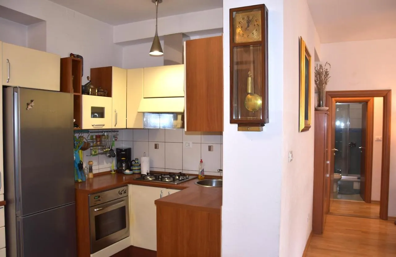 Apartment Sene Split 0*,